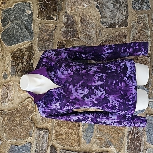 Athleta Women's Rainier Half Zip Print Sz. M color Spliced Floral Basalt - Picture 5 of 16